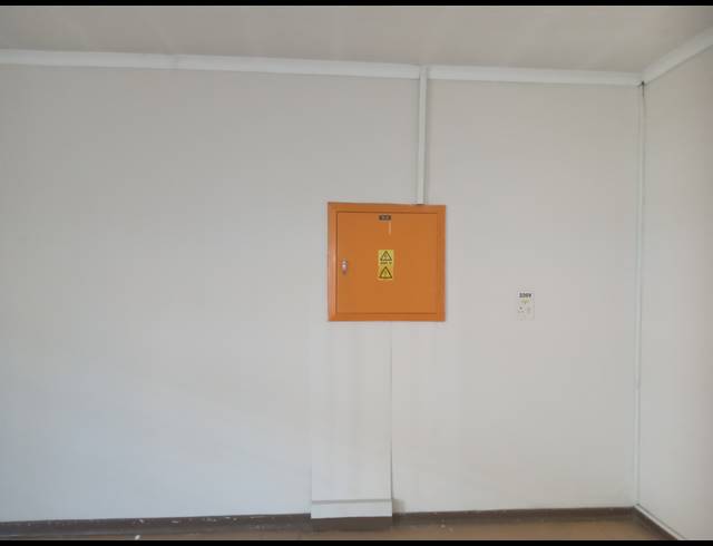 348M² BUILDING TO LET IN APEX